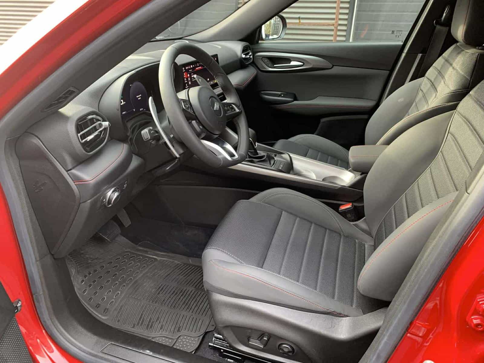 2024 Dodge Hornet R/T PHEV - Image 11