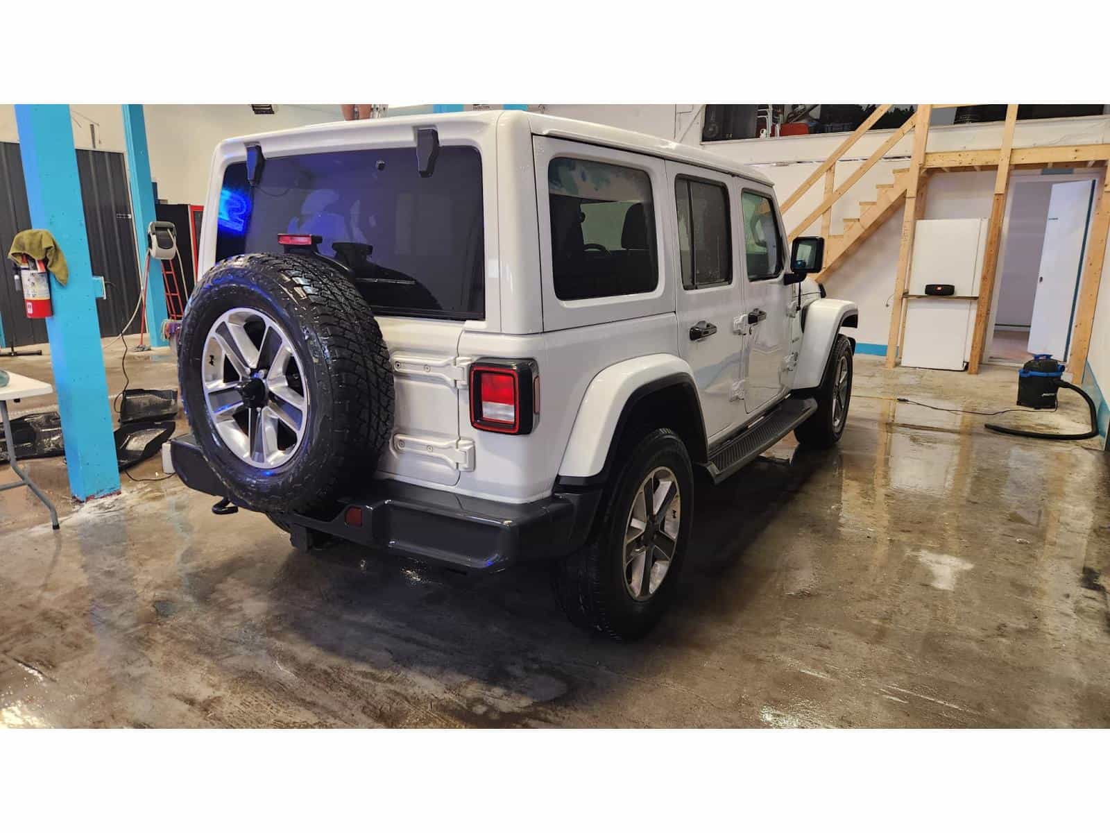 2018 Jeep Wrangler Unlimited Sahara - Image 4