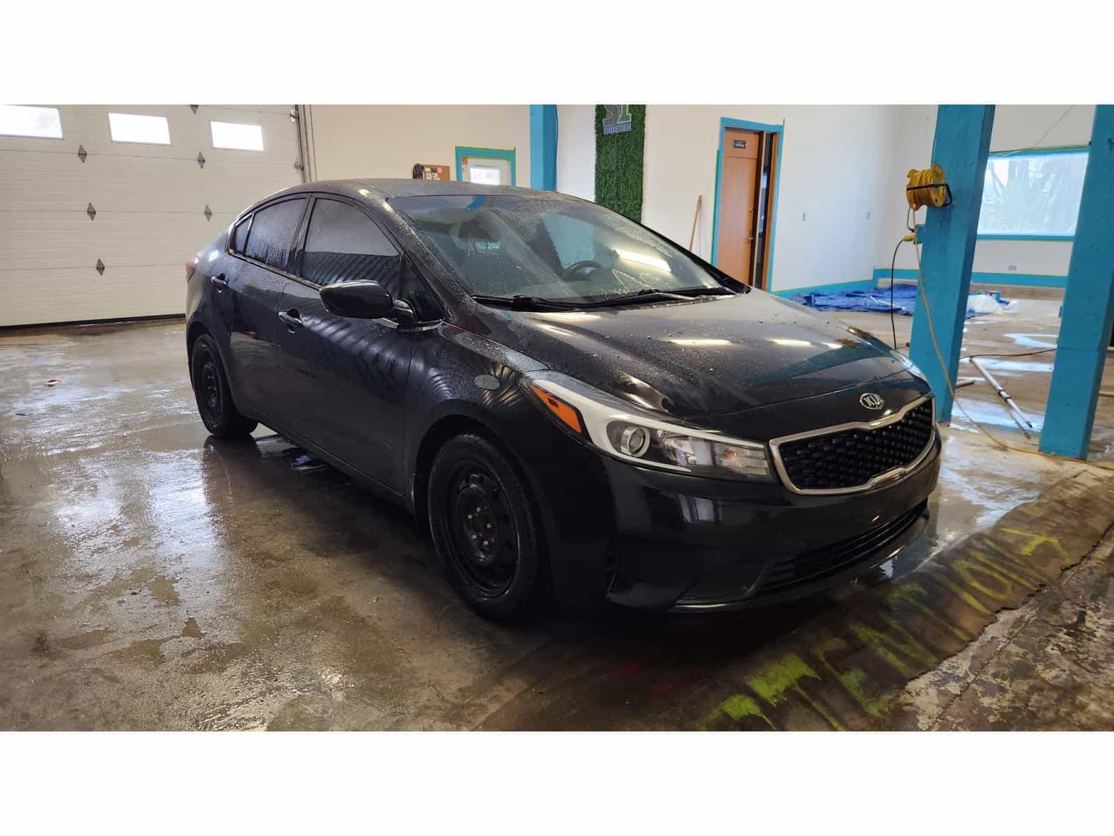 Image 3 Kia Forte LX 2017