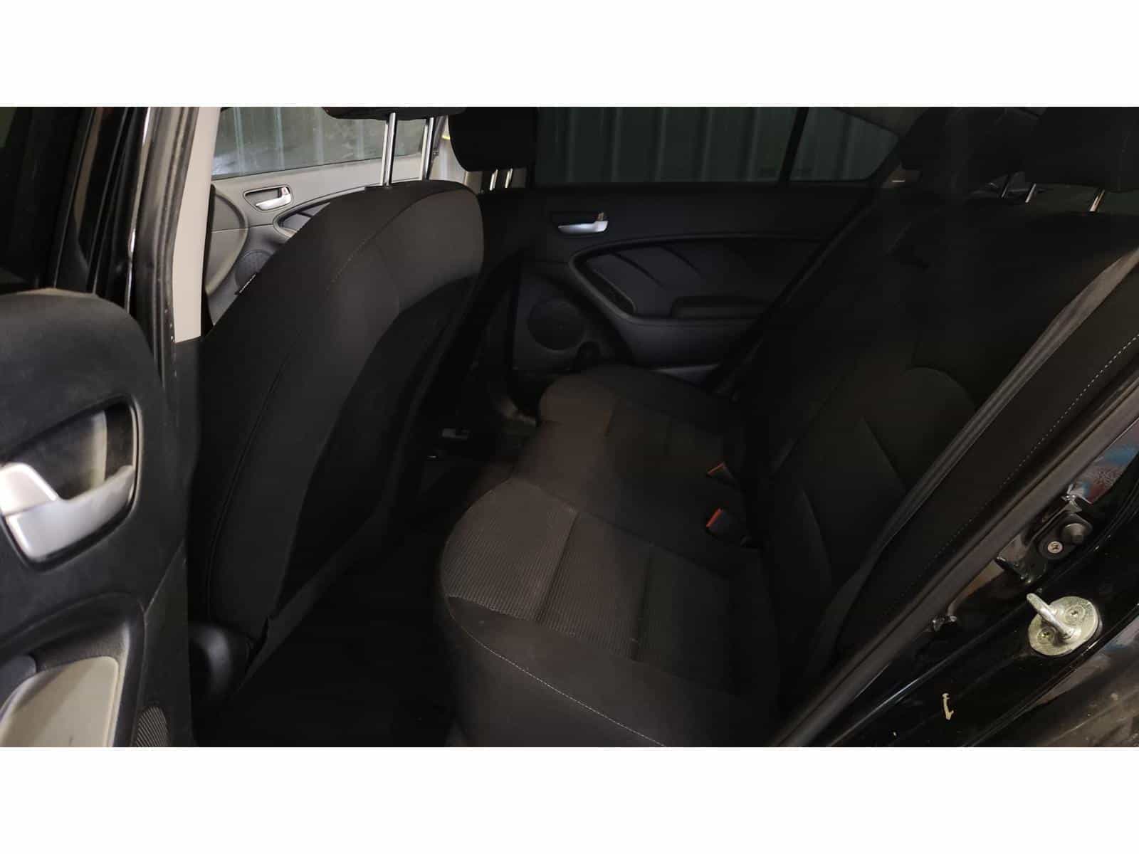 2017 Kia Forte LX - Image 10