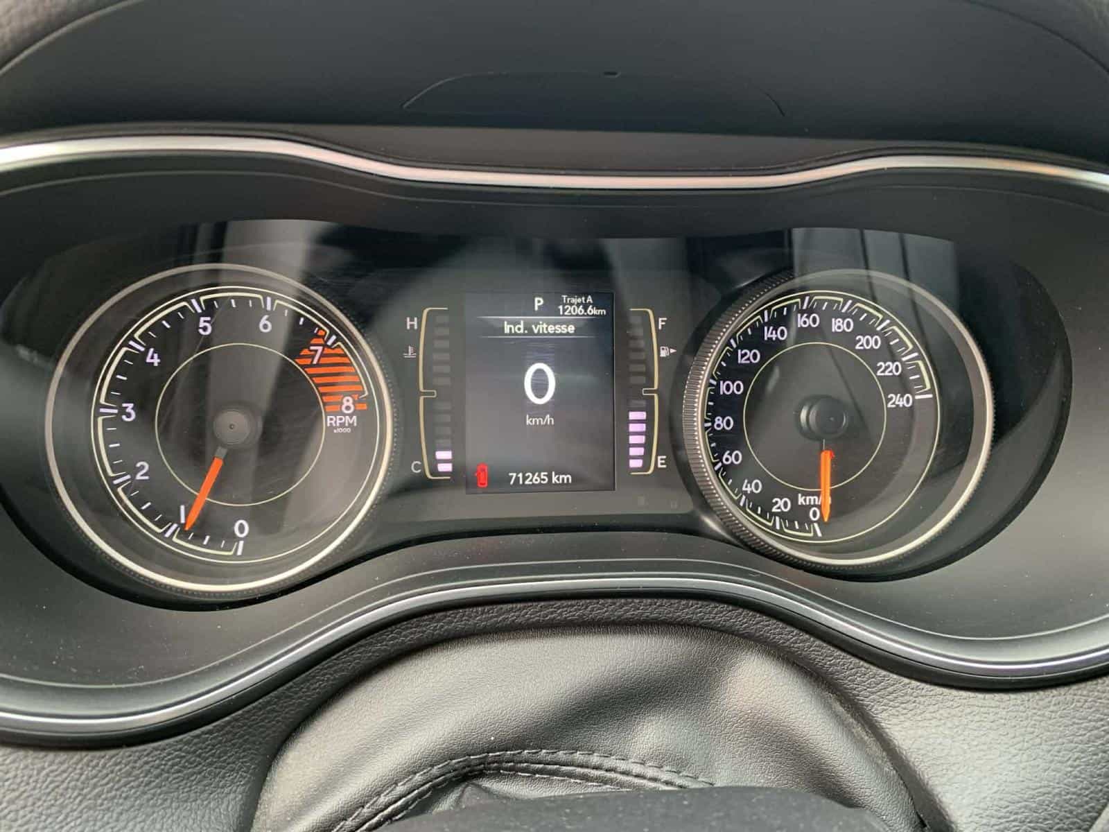 2019 Jeep Compas North - Image 14