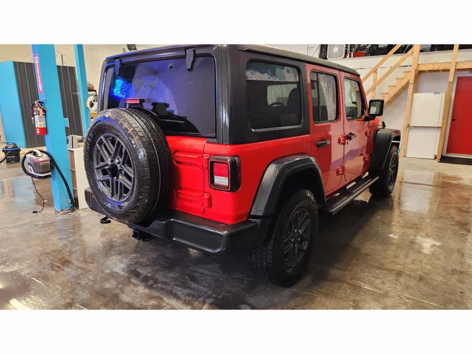Image 4 Jeep Wrangler Sport S 2024
