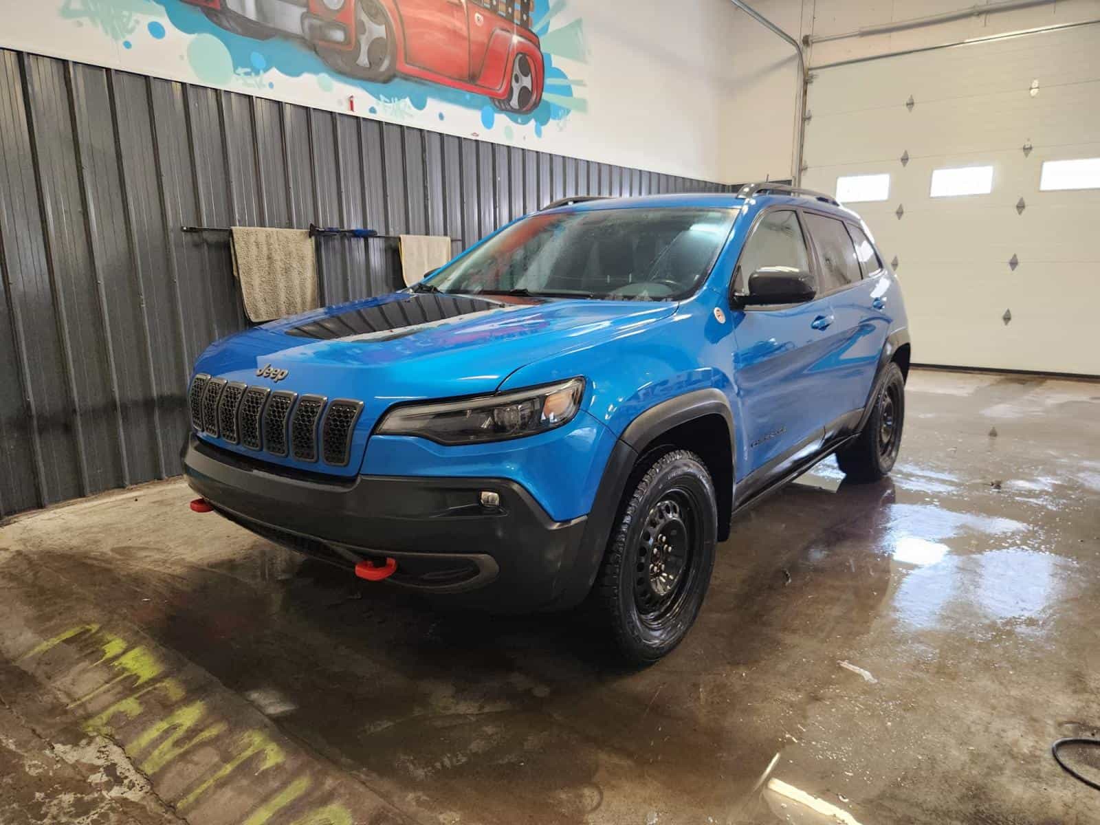 2020 Jeep Cherokee Trailhawk - Image 1
