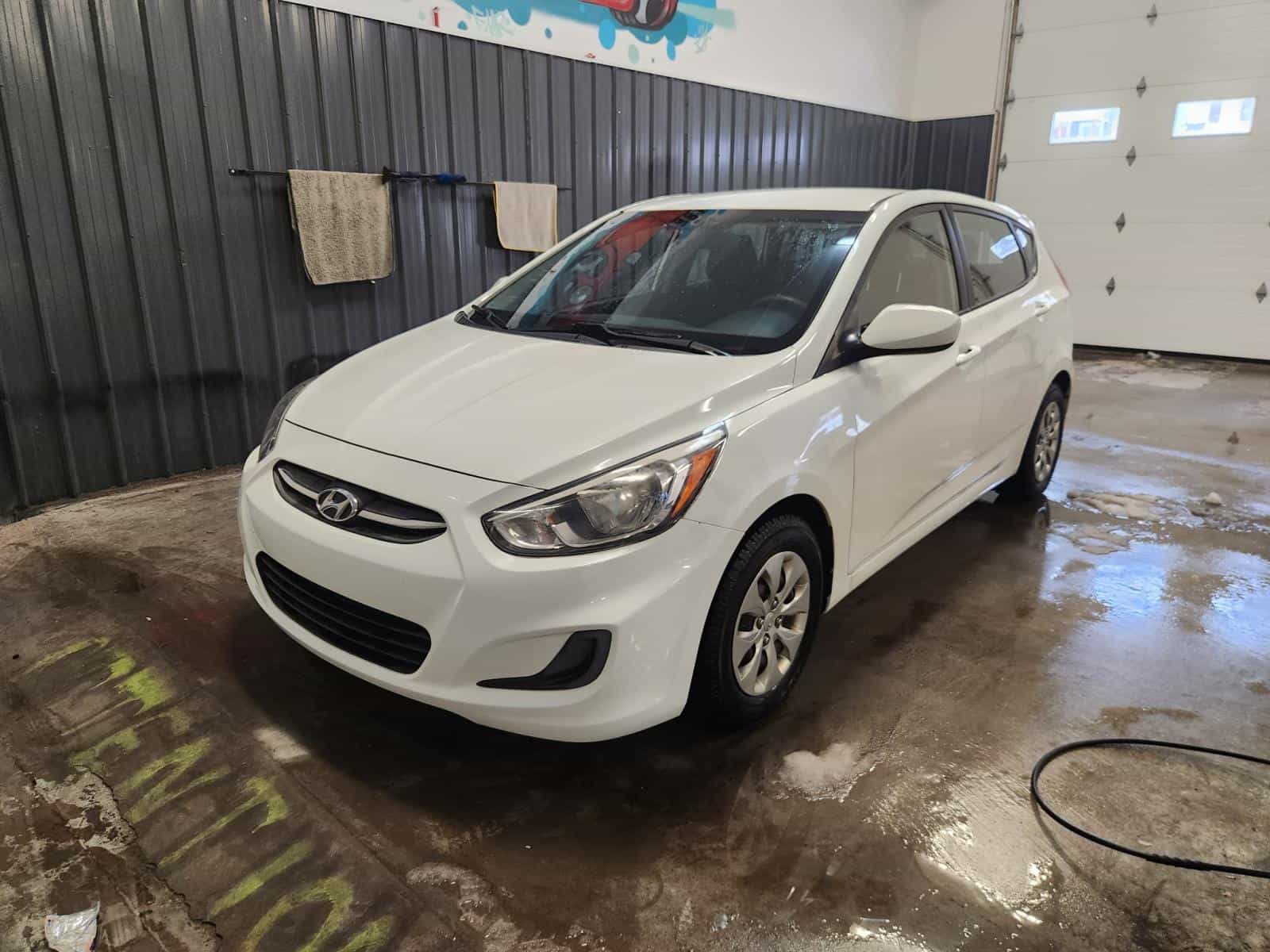 Image 1 Hyundai ACCENT SE GL 2016