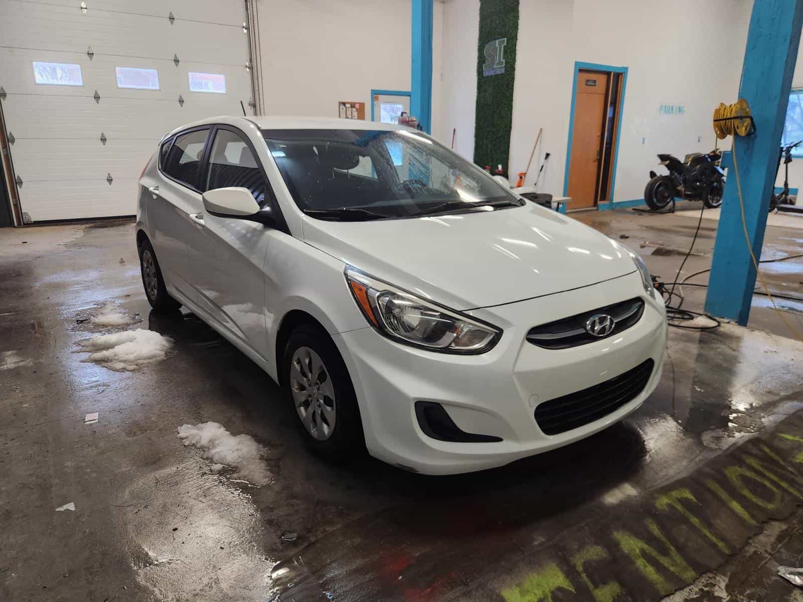 Image 3 Hyundai ACCENT SE GL 2016
