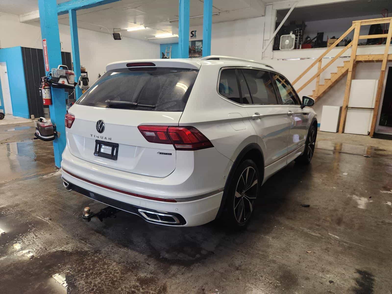 Image 4 Volkswagen Tiguan Highline R-Line 2023