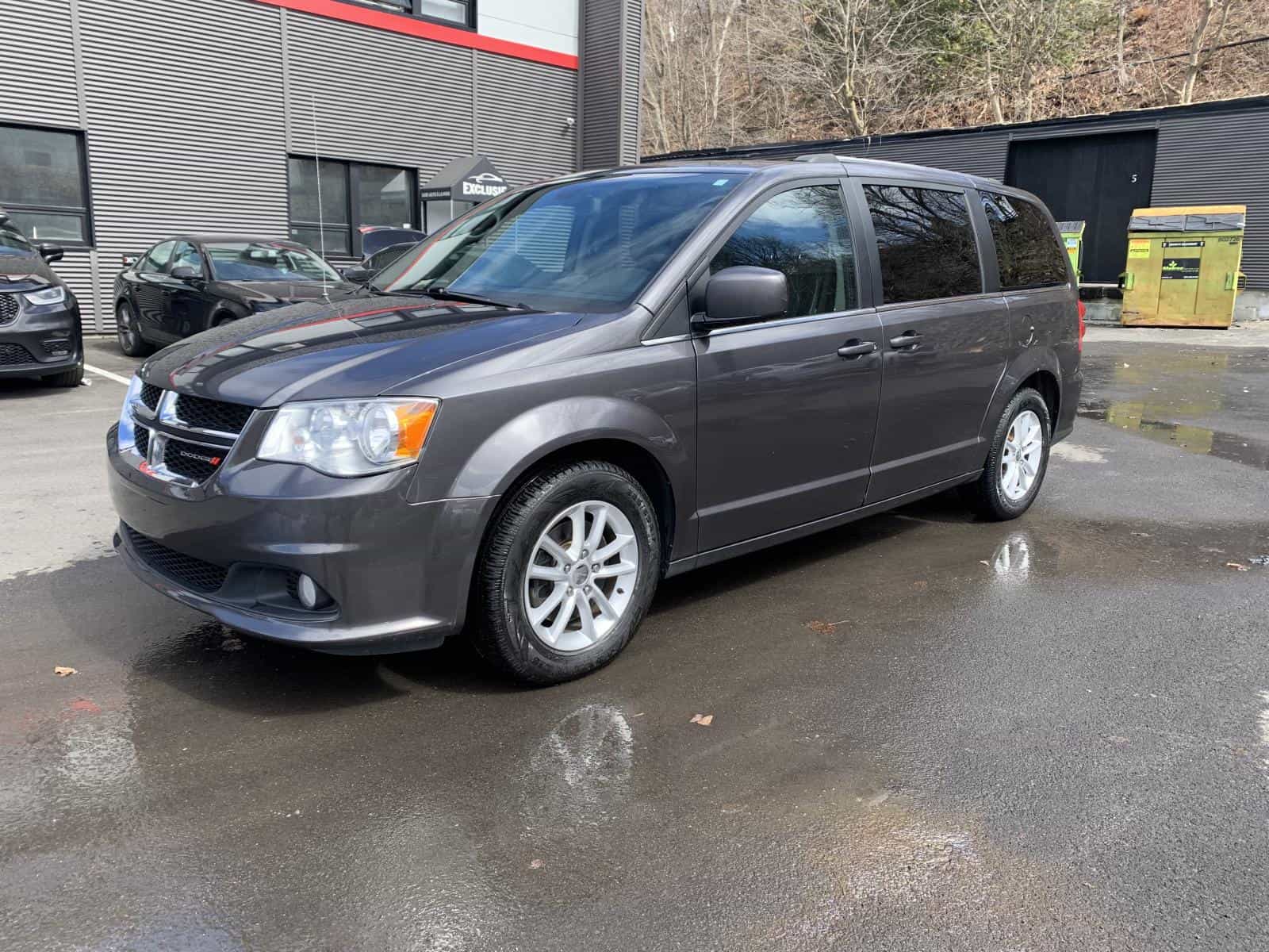 2018 Dodge Grand Caravan SXT Premium Plus - Image 1