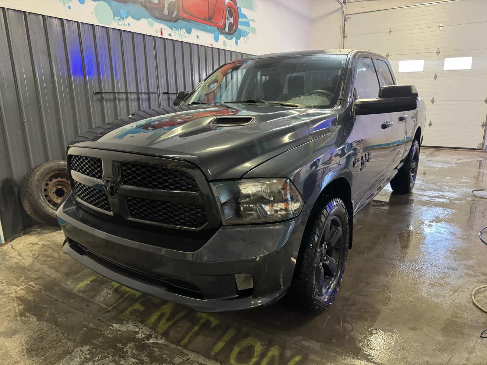 Image 1 RAM 1500 Classic Express 2019