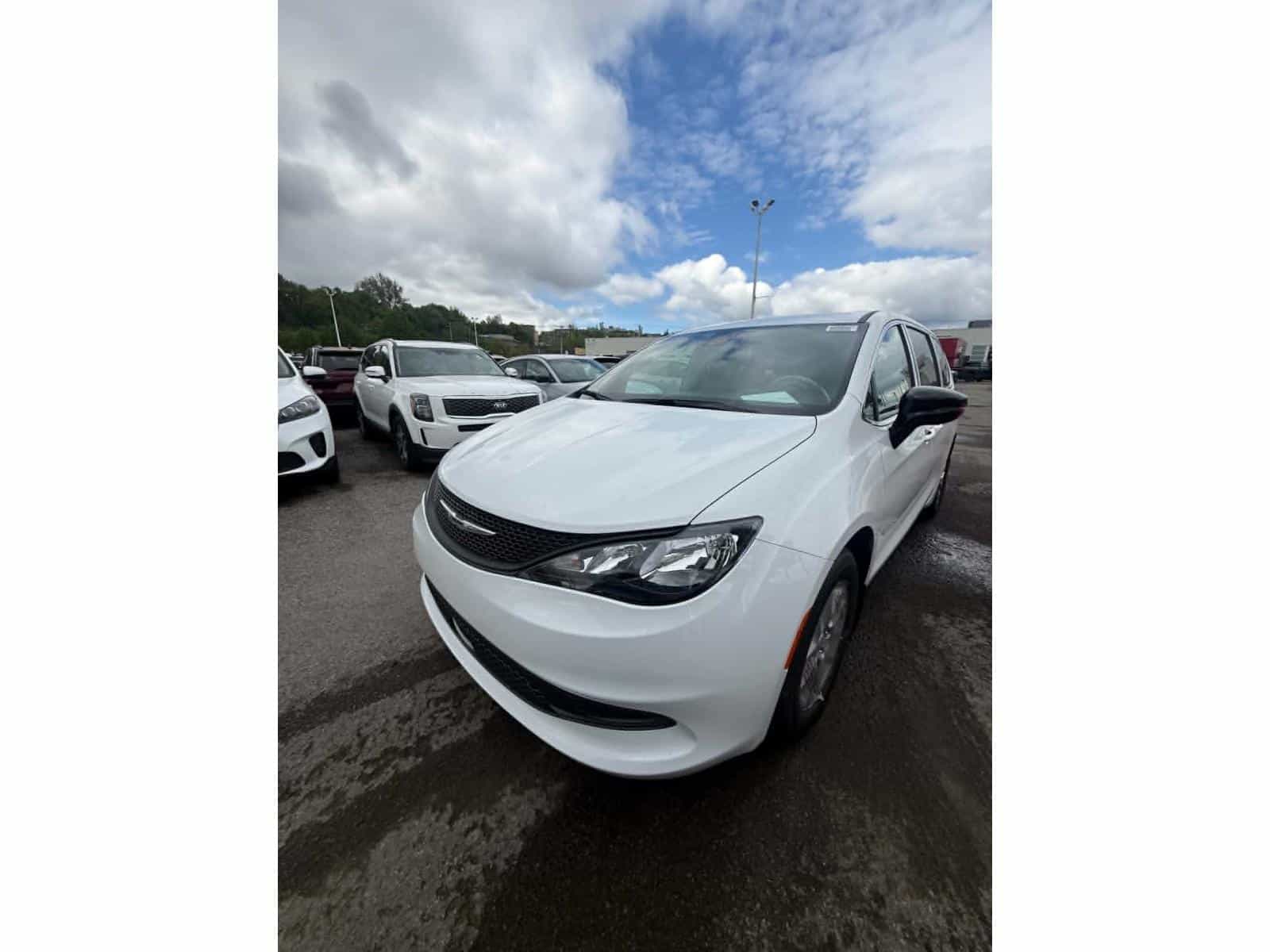 Image 1 Chrysler Grand Caravan SXT 2027