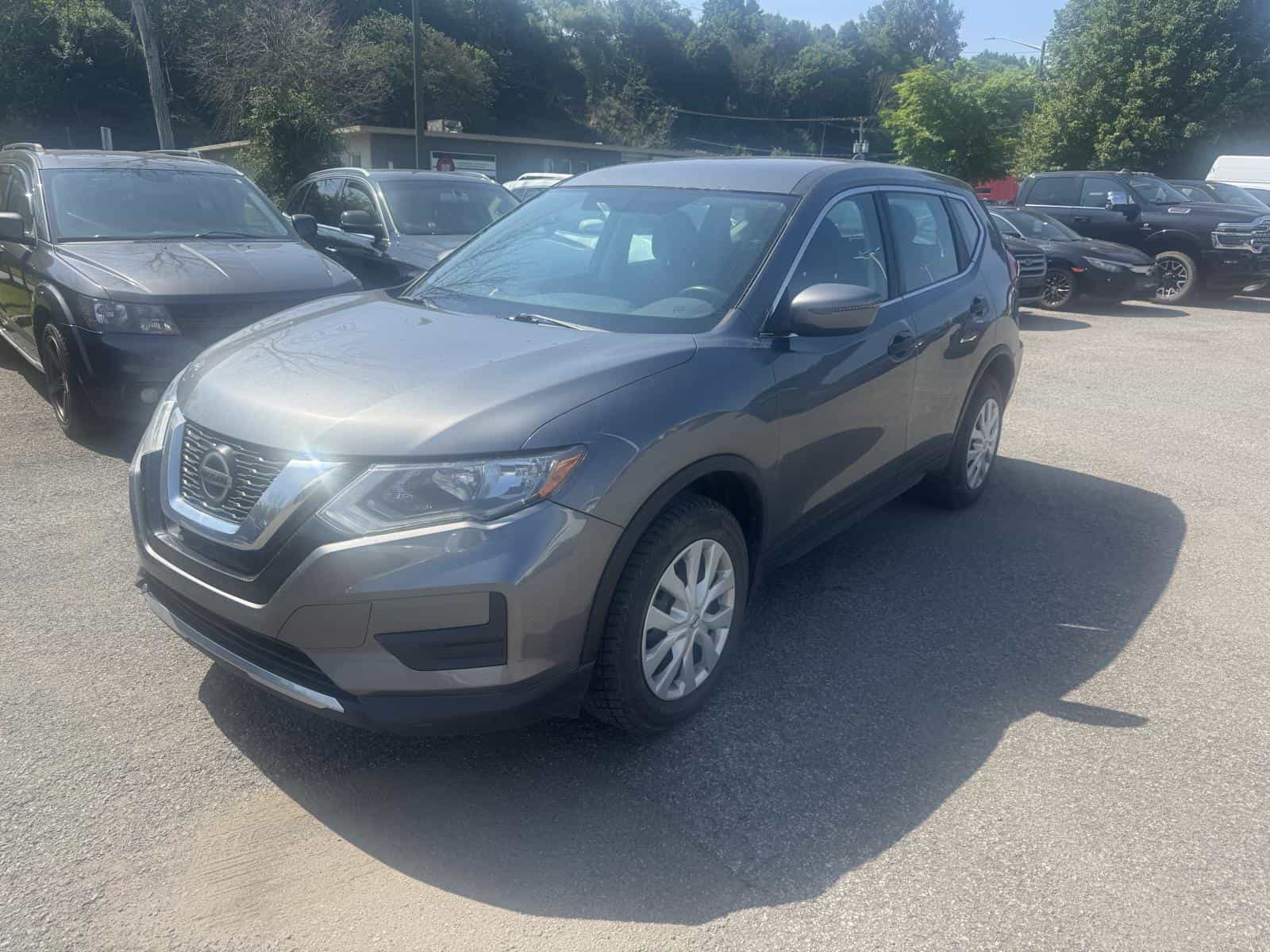 Image 1 Nissan Rogue S 2019