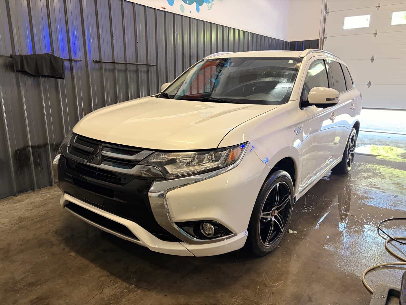 Image 1 Mitsubishi Outlander GT 2018