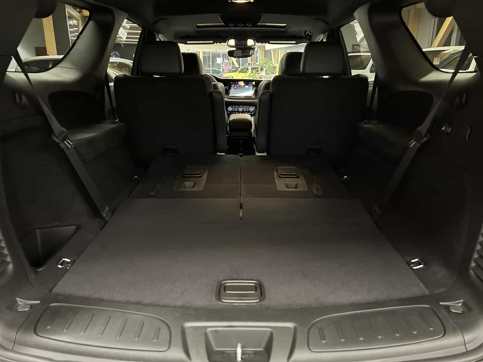 2023 Dodge Durango R/T - Image 17