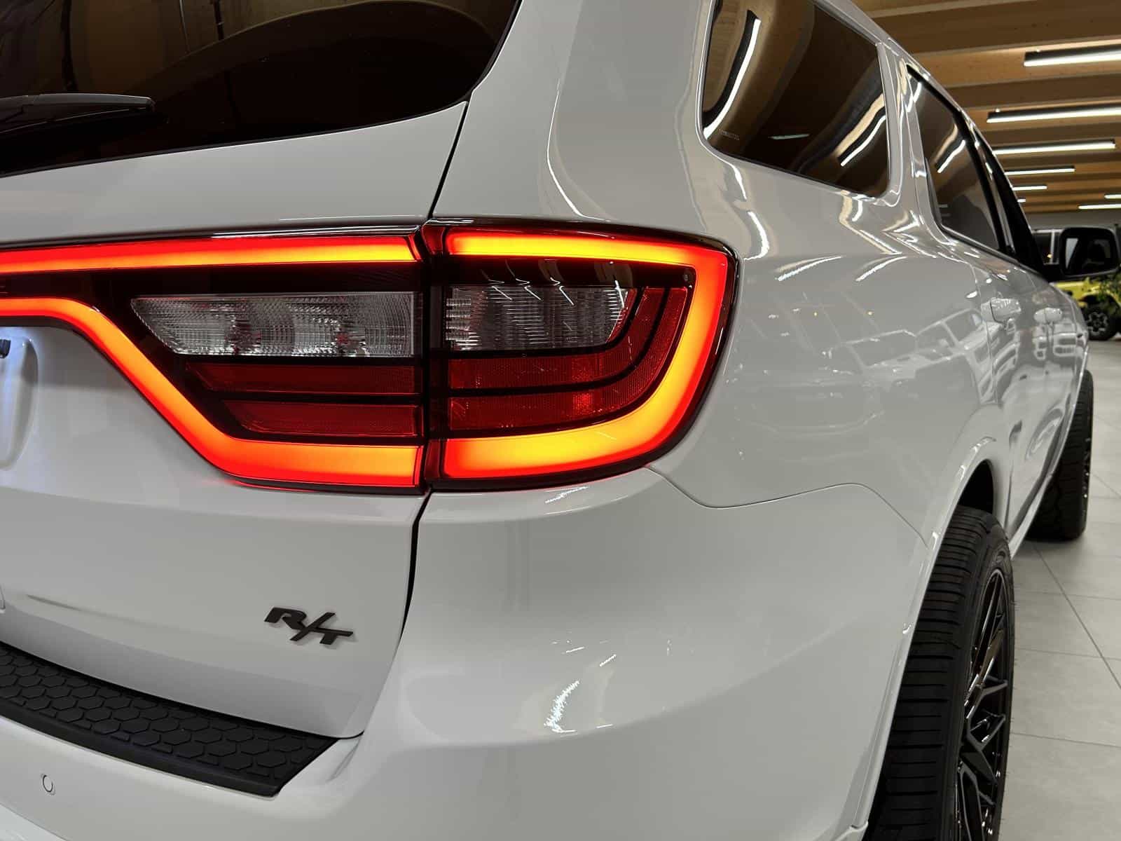 2023 Dodge Durango R/T - Image 23