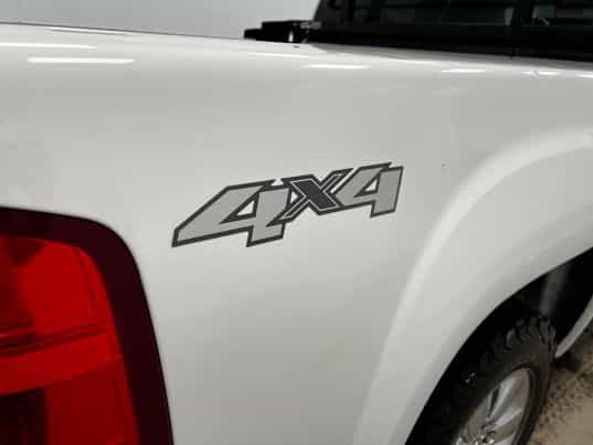 2011 GMC Sierra Hybrid - Image 4