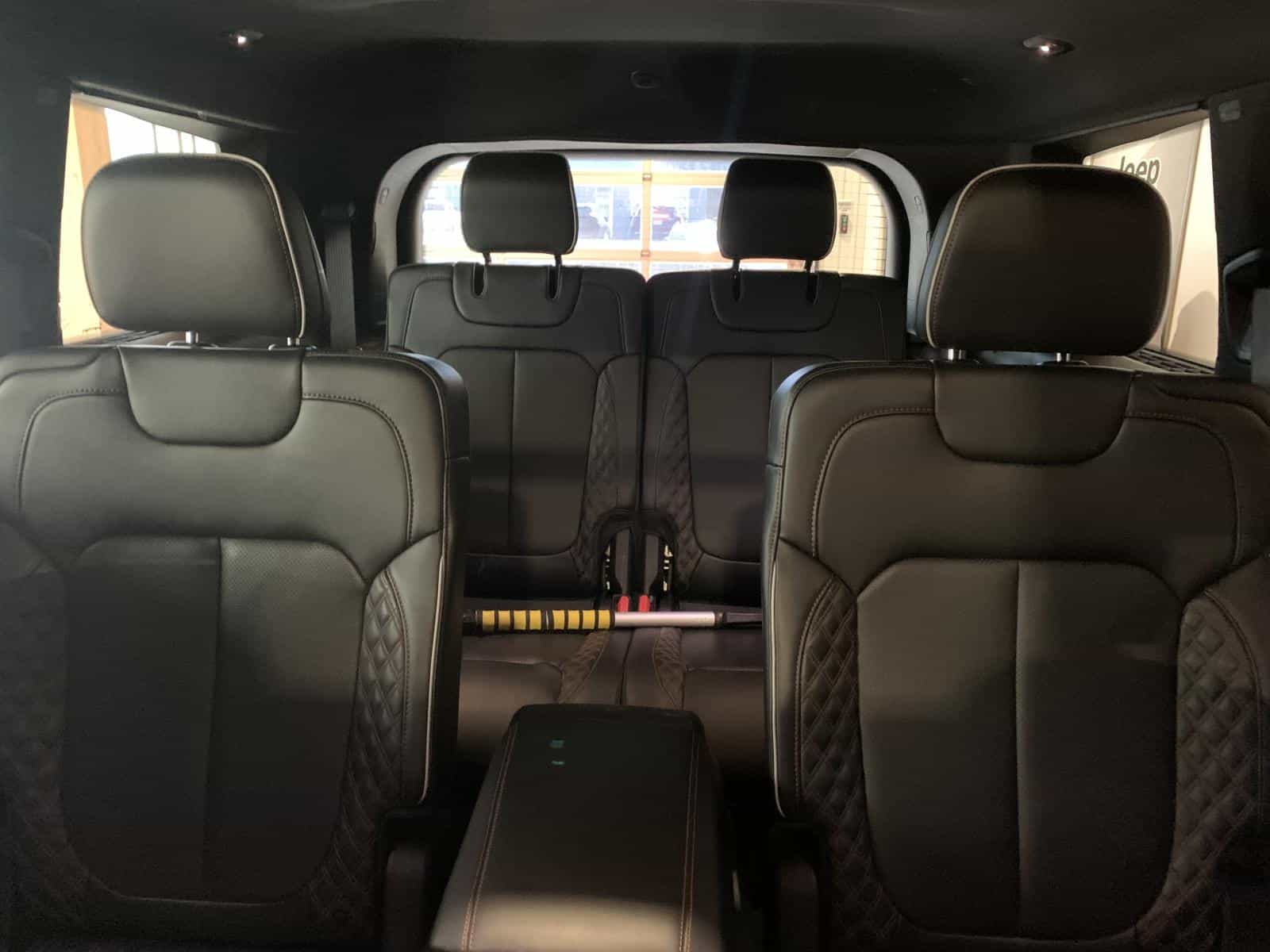 2021 Jeep Grand Cherokee L Summit - Image 13