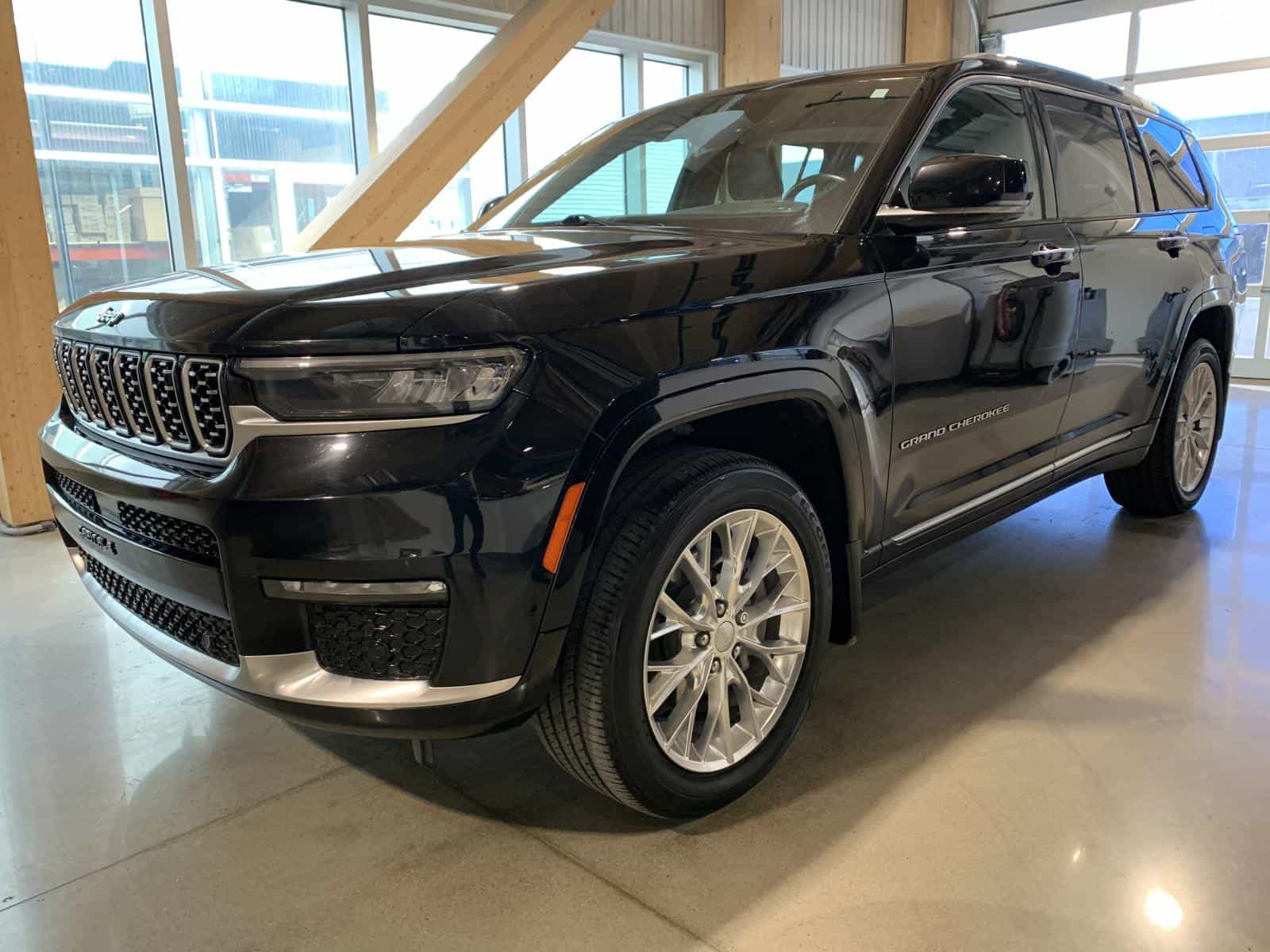 2021 Jeep Grand Cherokee L Summit - Image 1