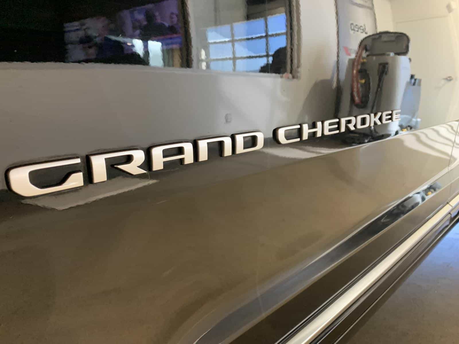 2021 Jeep Grand Cherokee L Summit - Image 4