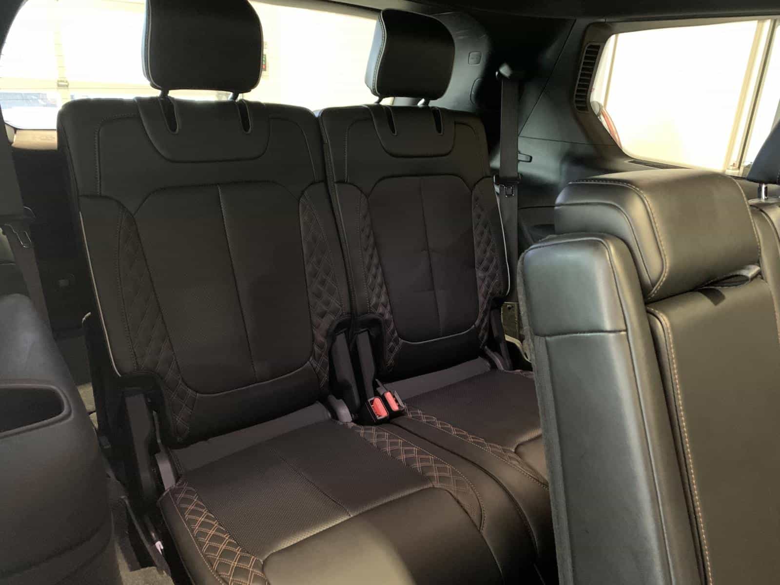 2021 Jeep Grand Cherokee L Summit - Image 12