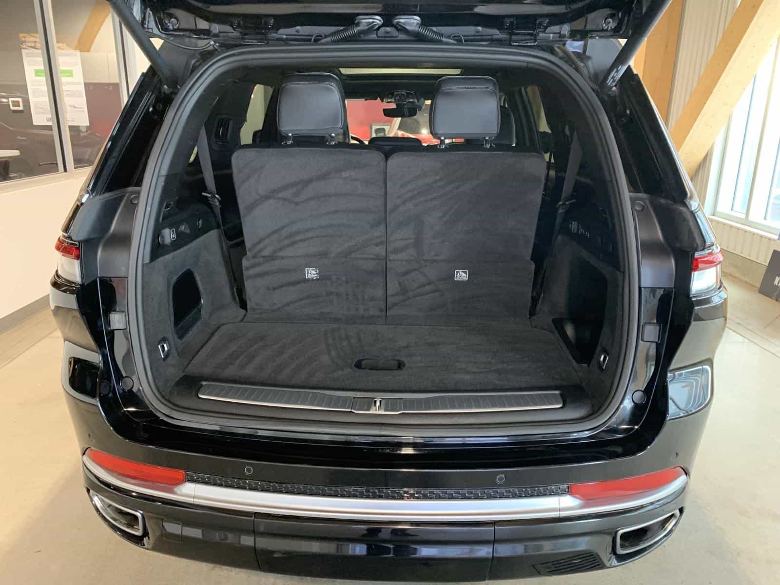 Image 14 Jeep Grand Cherokee L Summit 2021