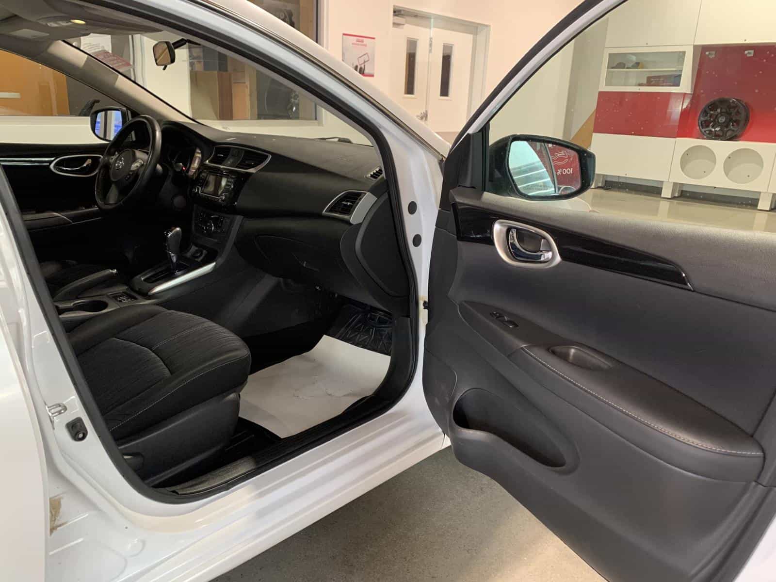 2018 Nissan SENTRA S/SV/SR/SL SV - Image 6