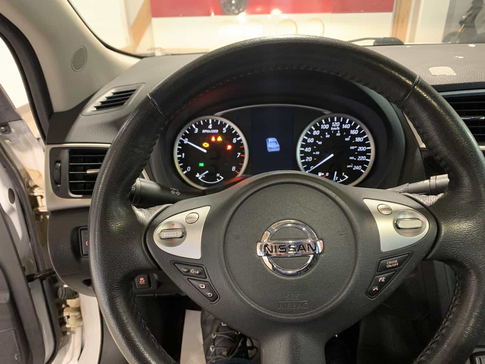 2018 Nissan SENTRA S/SV/SR/SL SV - Image 10