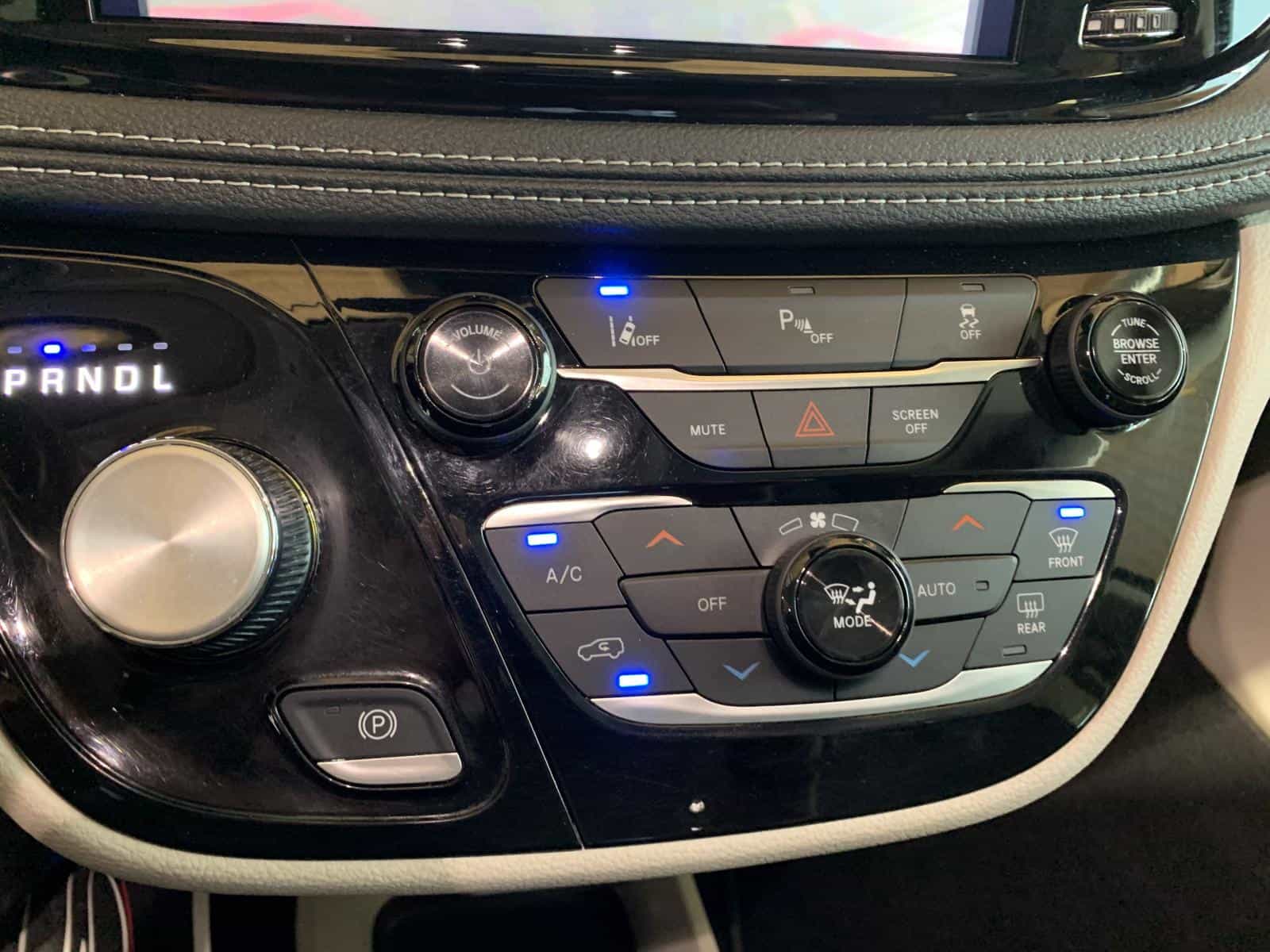 2023 Chrysler Pacifica Hybrid Touring L Hybrid Touring L - Image 14