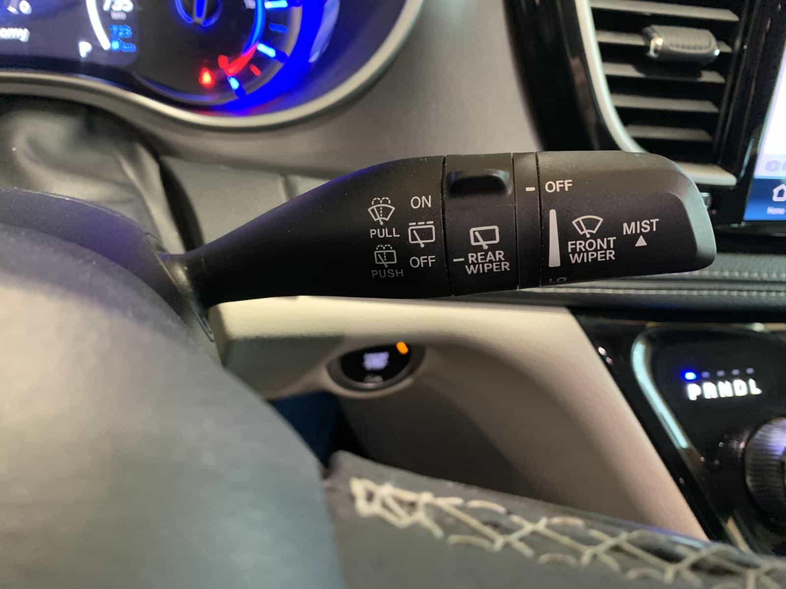 2023 Chrysler Pacifica Hybrid Touring L - Image 19