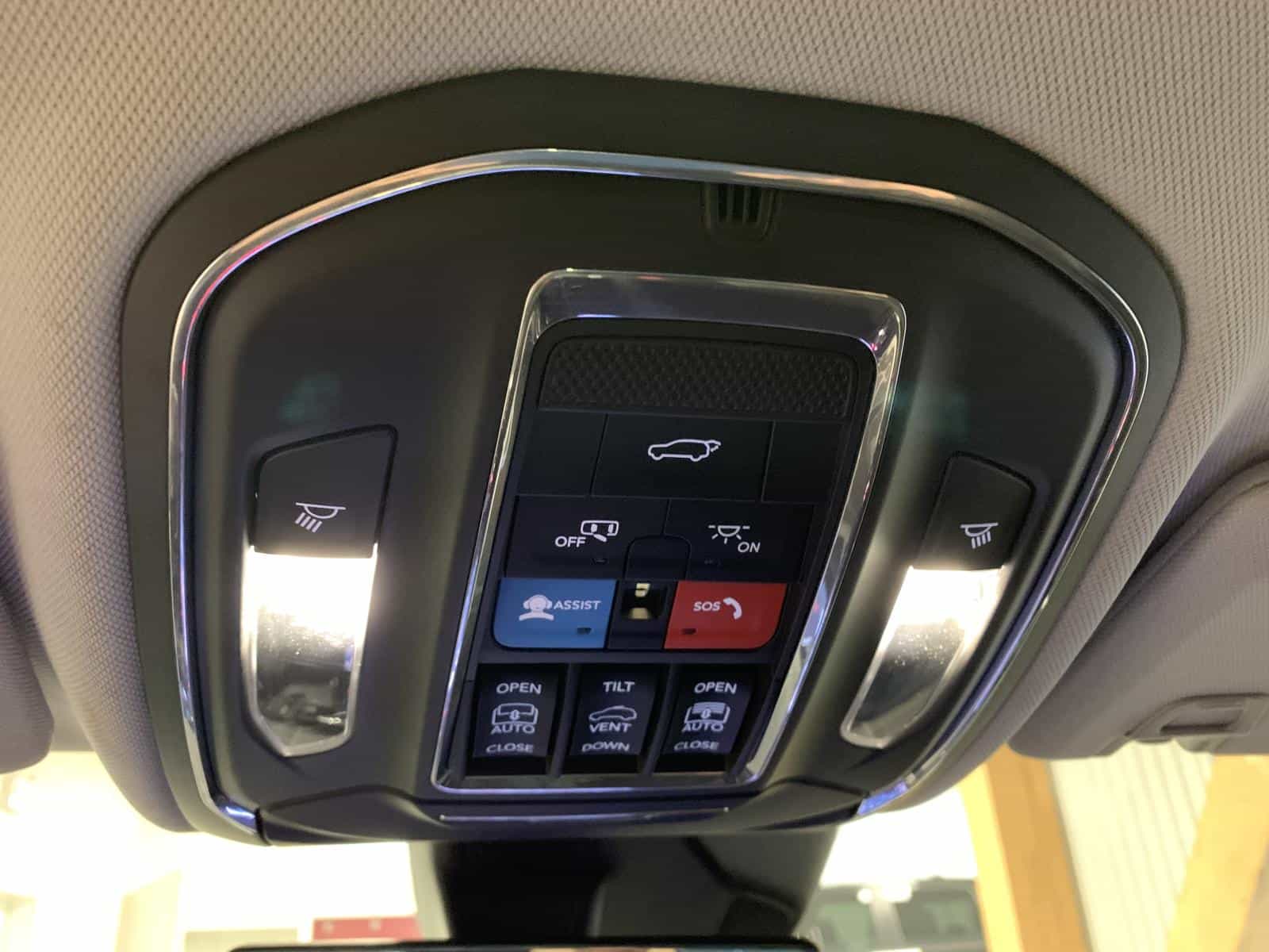 2022 Jeep Grand Cherokee Limited - Image 30