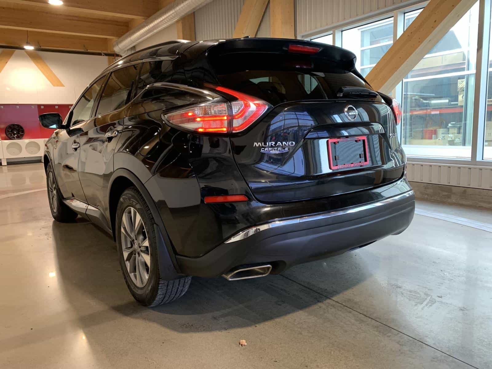 2018 Nissan Murano SV - Image 2
