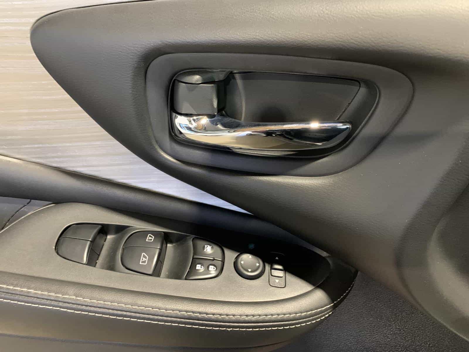 2018 Nissan Murano SV - Image 24