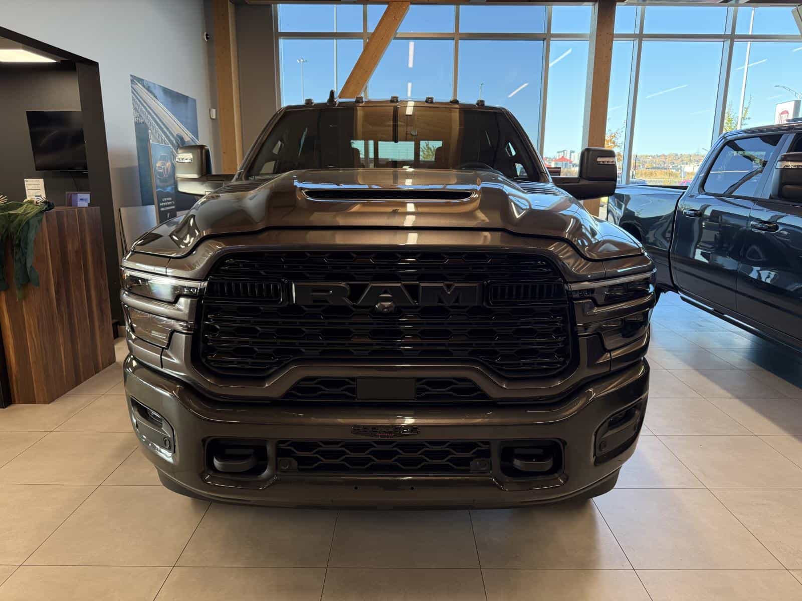 Image 2 RAM 2500 Limited 2026