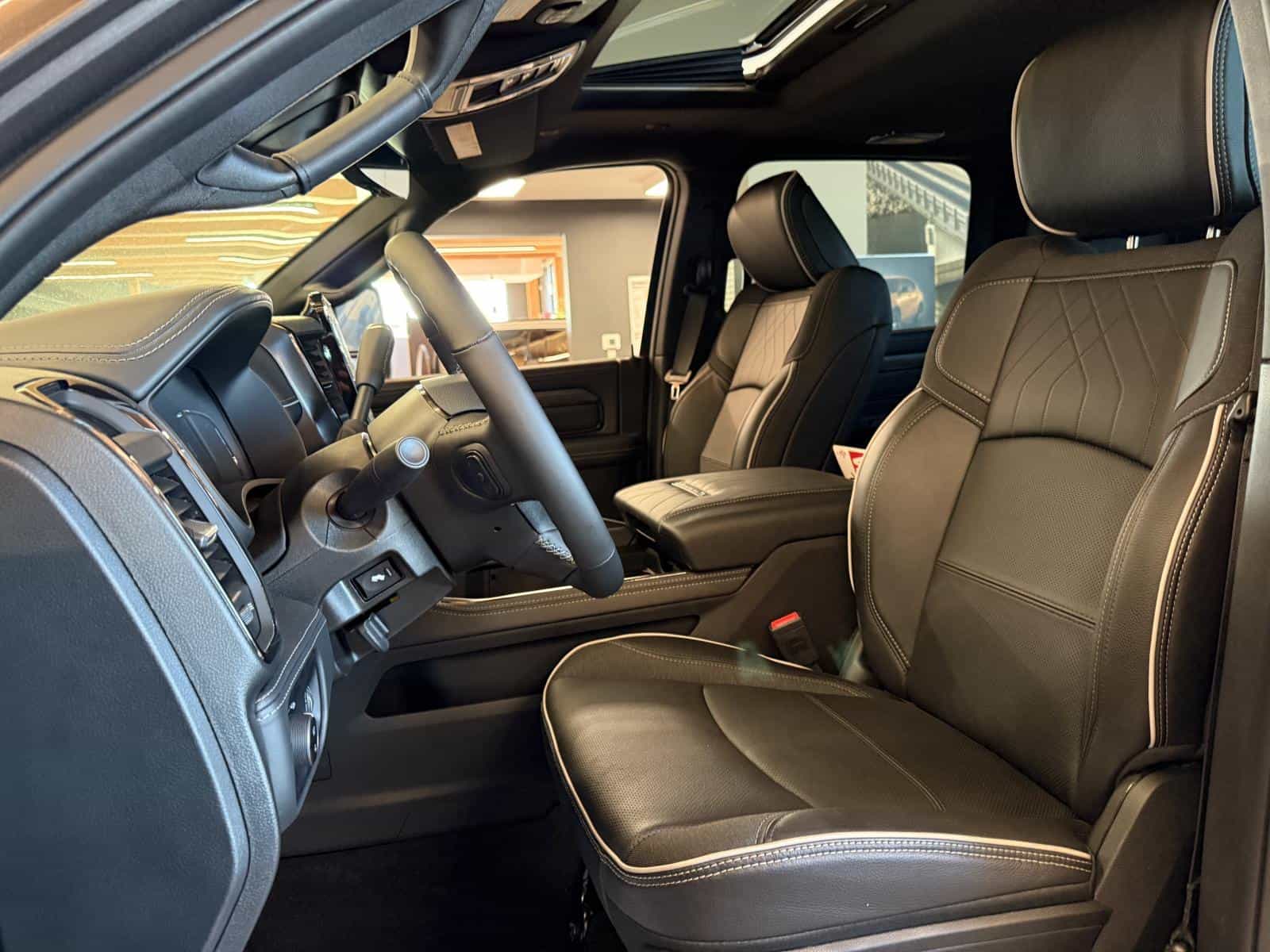 2026 RAM 2500 Limited - Image 5