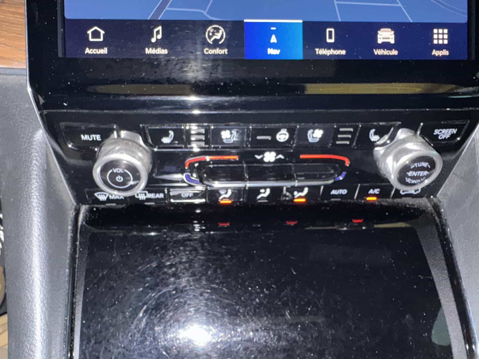 2022 Jeep Grand Cherokee L Summit - Image 18