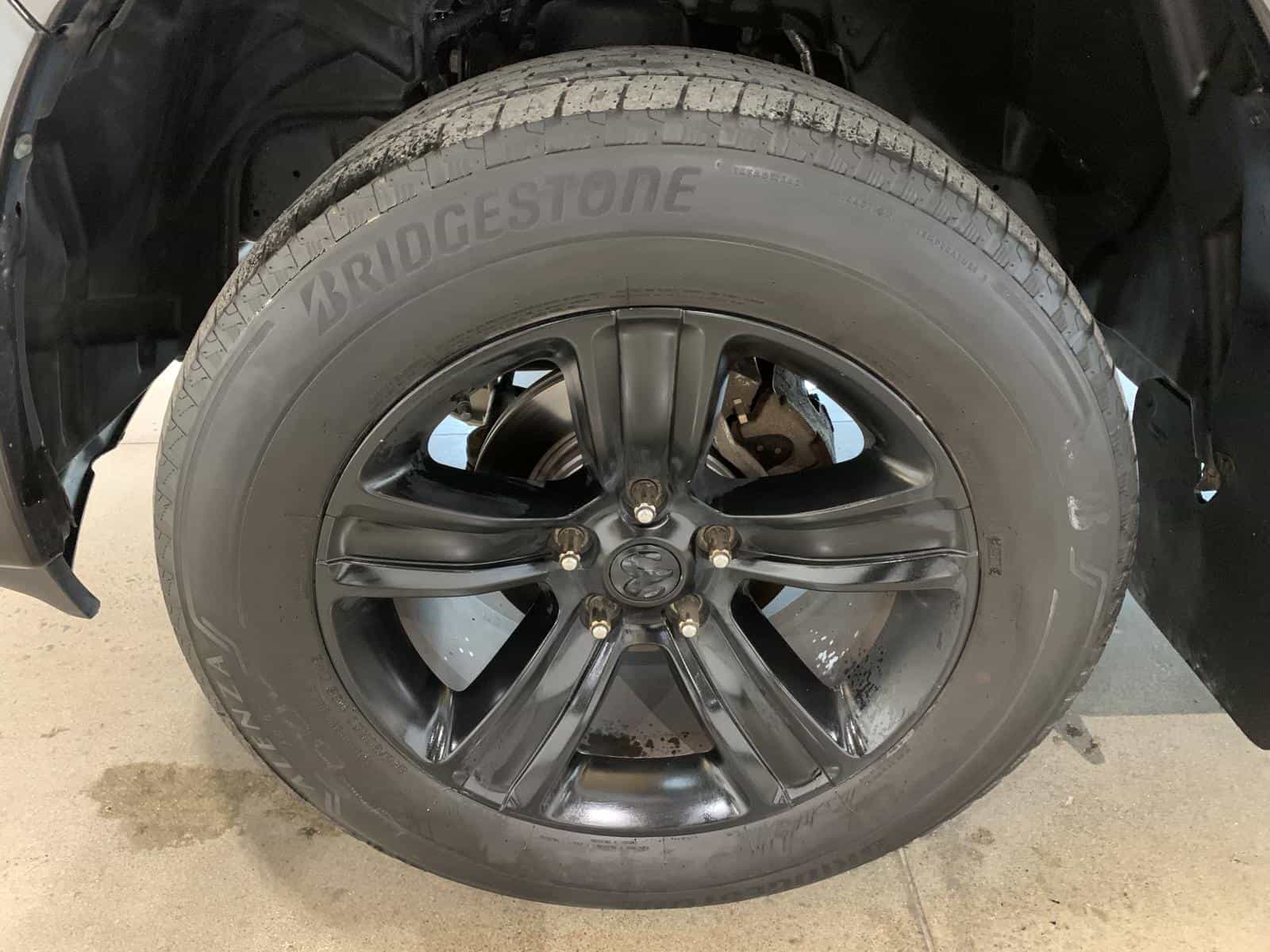 2021 RAM 1500 CLASSIC SLT 1500 Express - Image 6