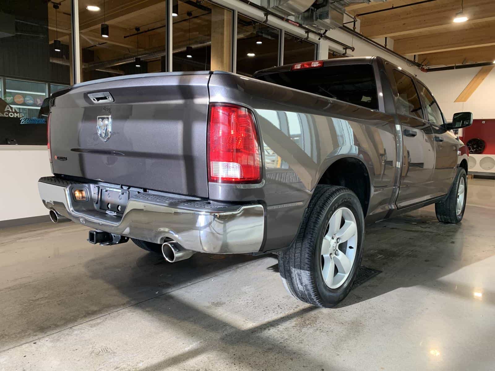 2022 RAM 1500 Classic Tradesman - Image 3