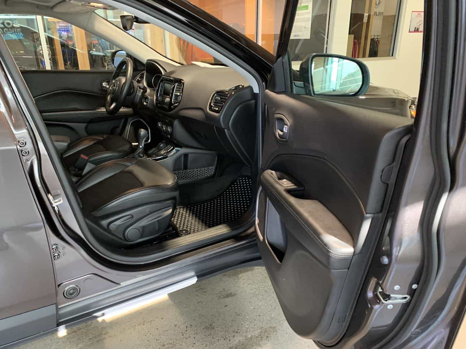 2018 Jeep Compass Latitude North - Image 7