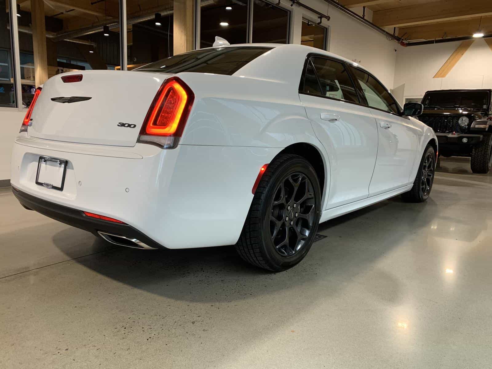 Image 5 Chrysler 300 Touring L Touring L 2023