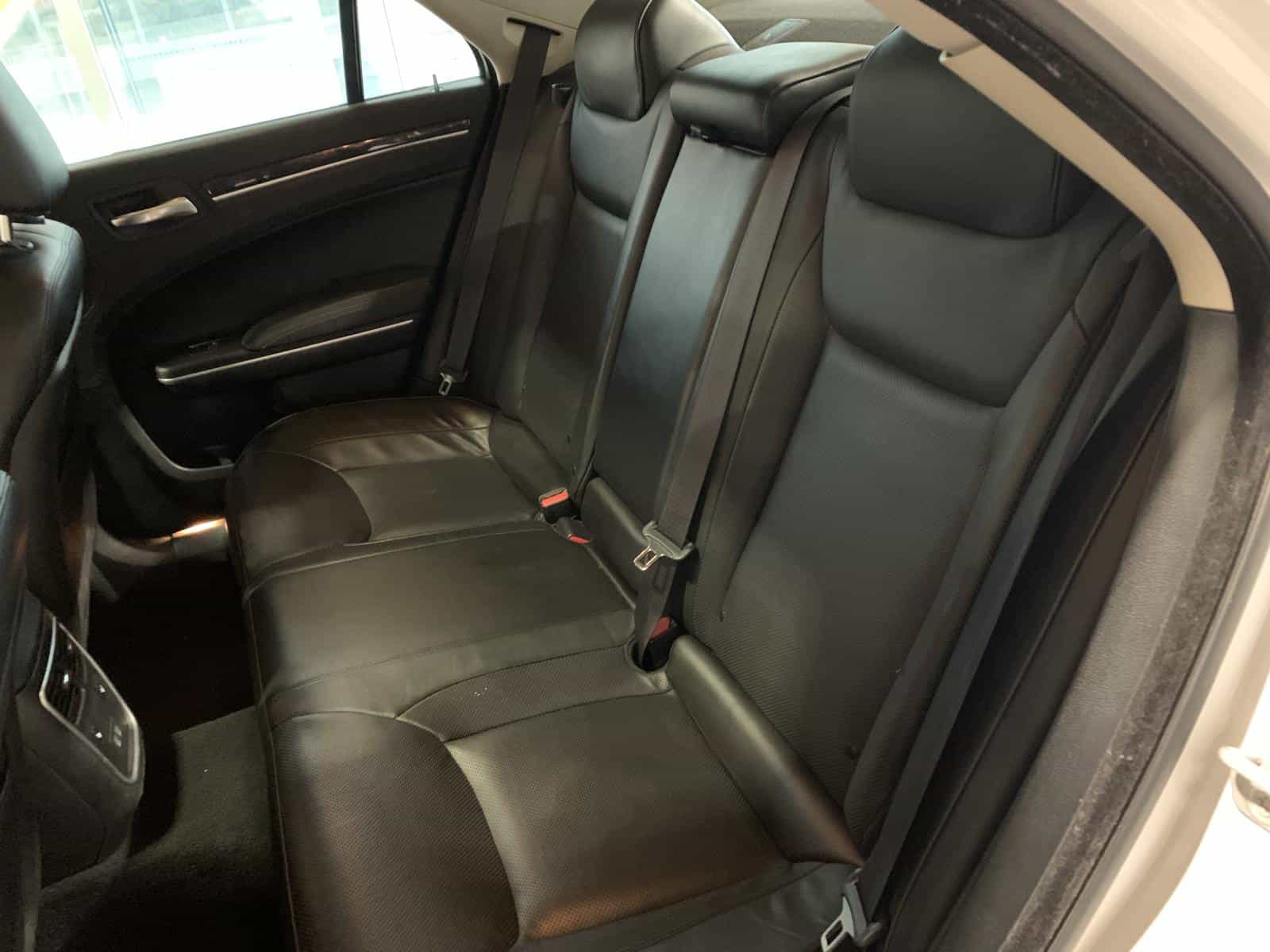 Image 14 Chrysler 300 Touring L Touring L 2023