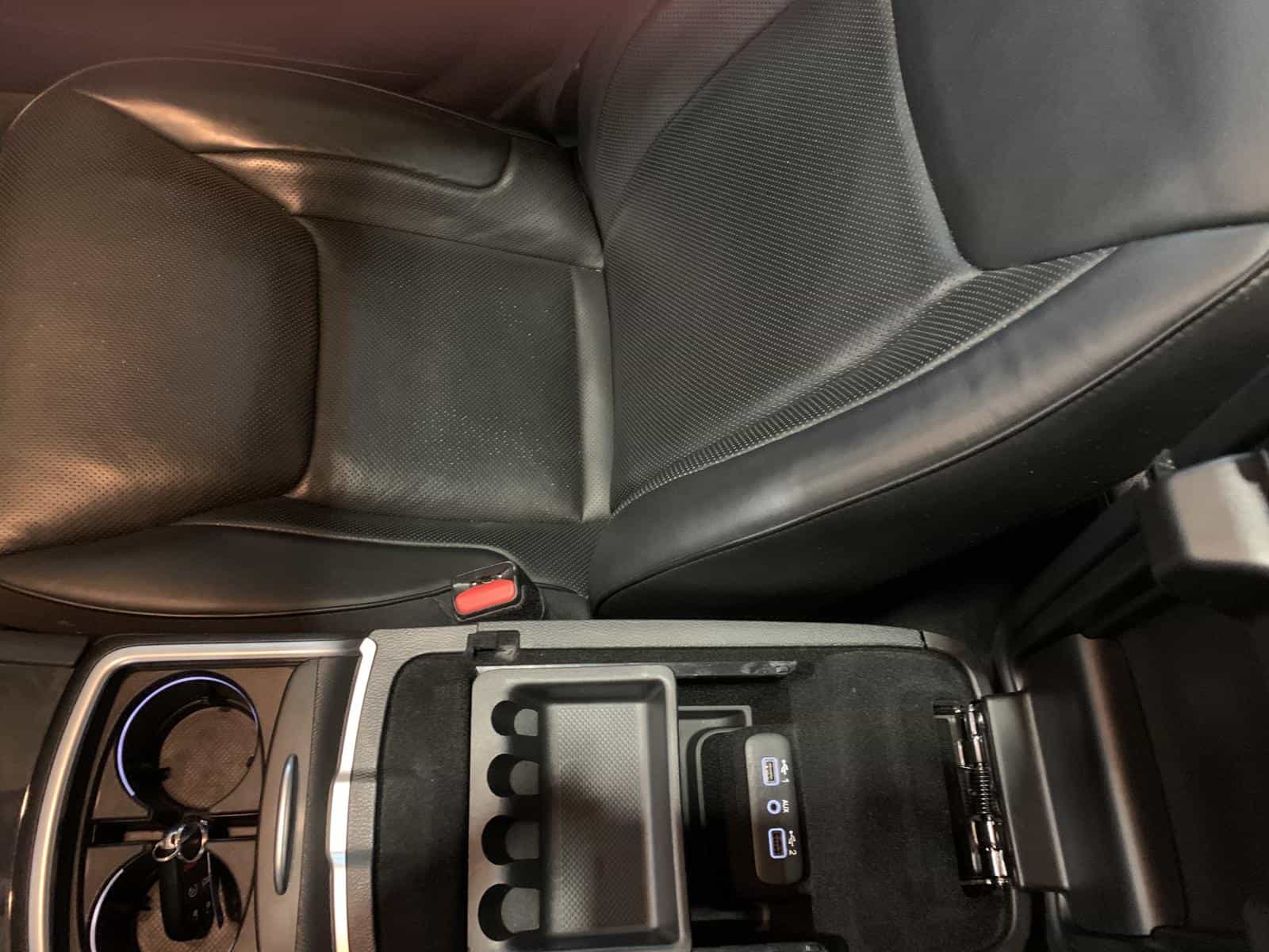 2023 Chrysler 300 Touring L - Image 27