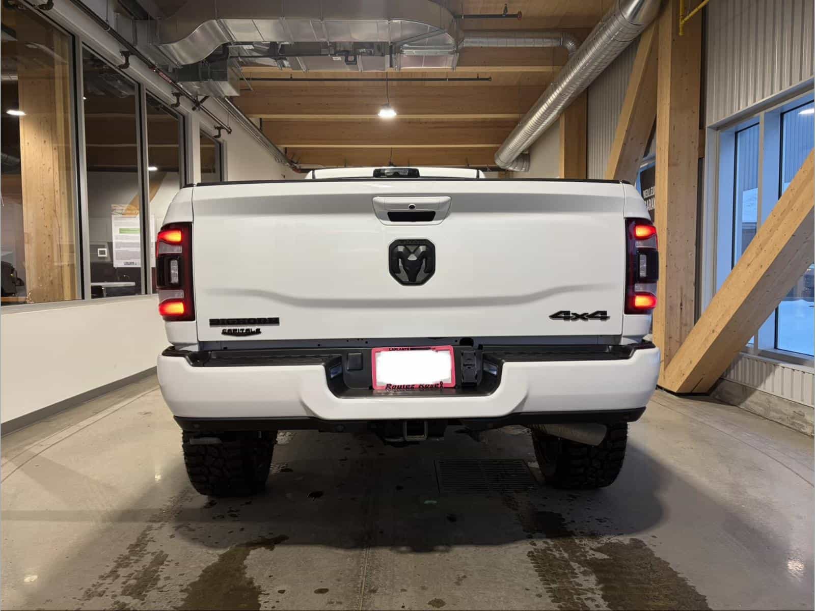 2024 RAM 2500 Big Horn - Image 6