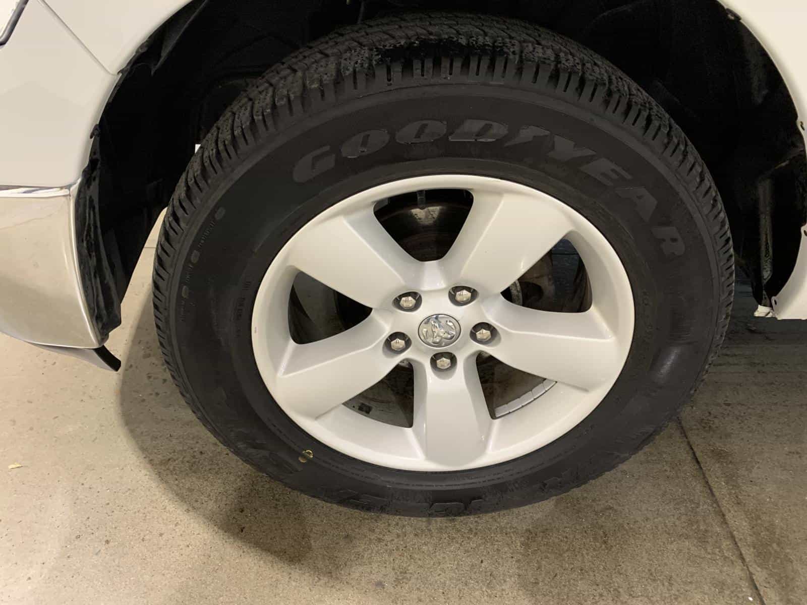 2023 RAM 1500 CLASSIC SLT SLT - Image 6