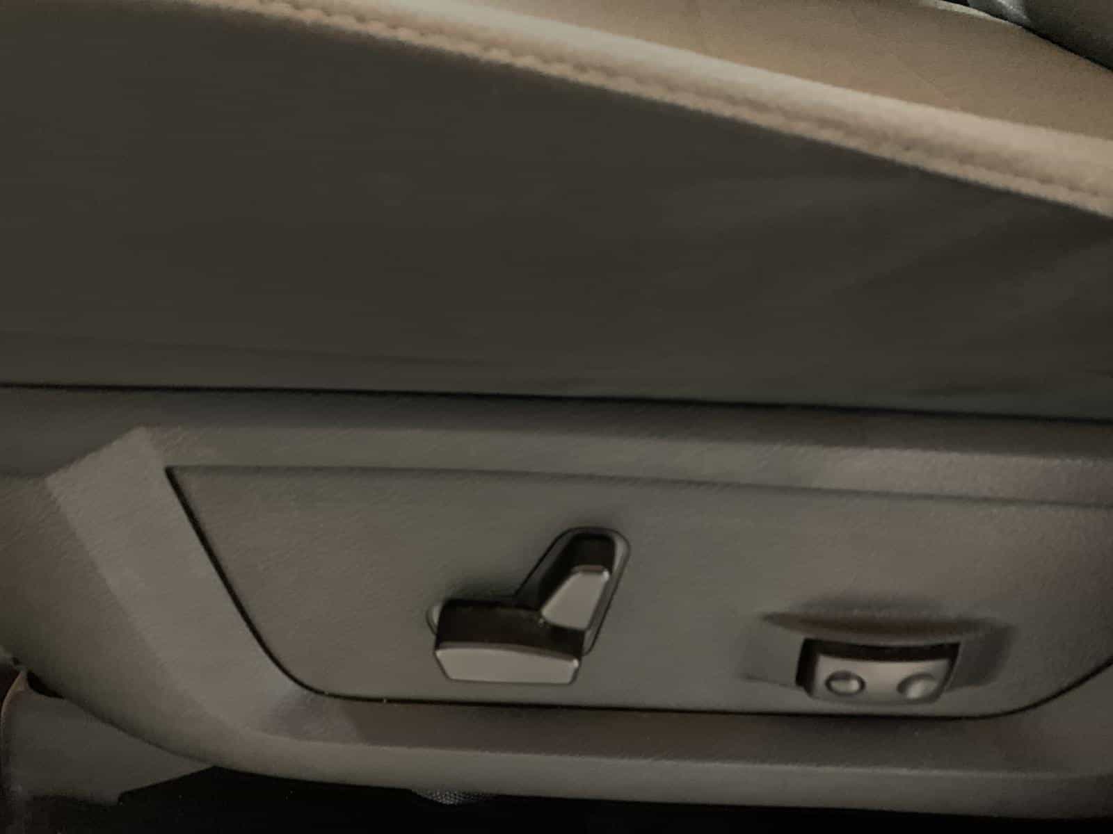 2023 RAM 1500 CLASSIC SLT SLT - Image 12