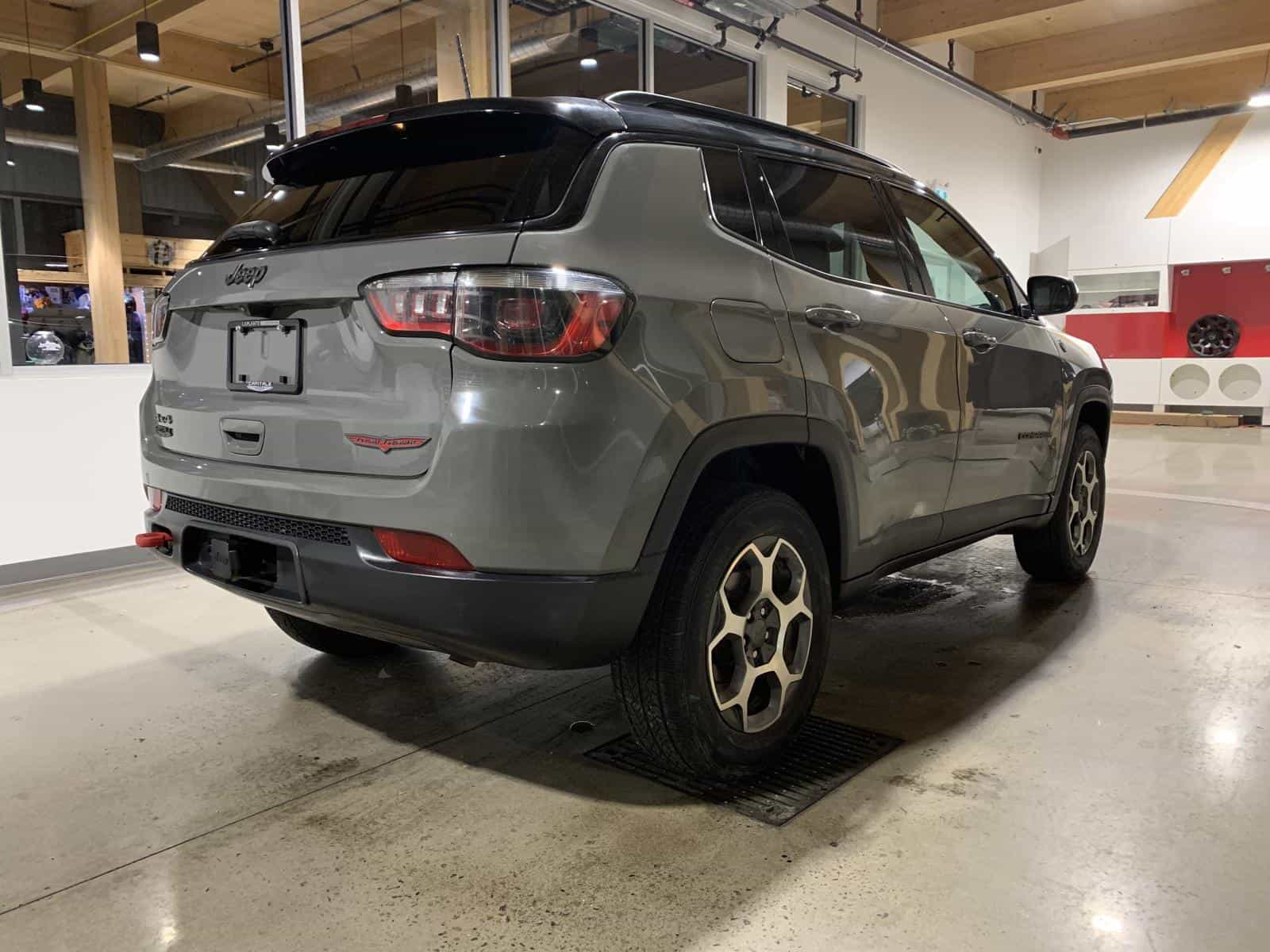 2022 Jeep Compass Trailhawk - Image 3