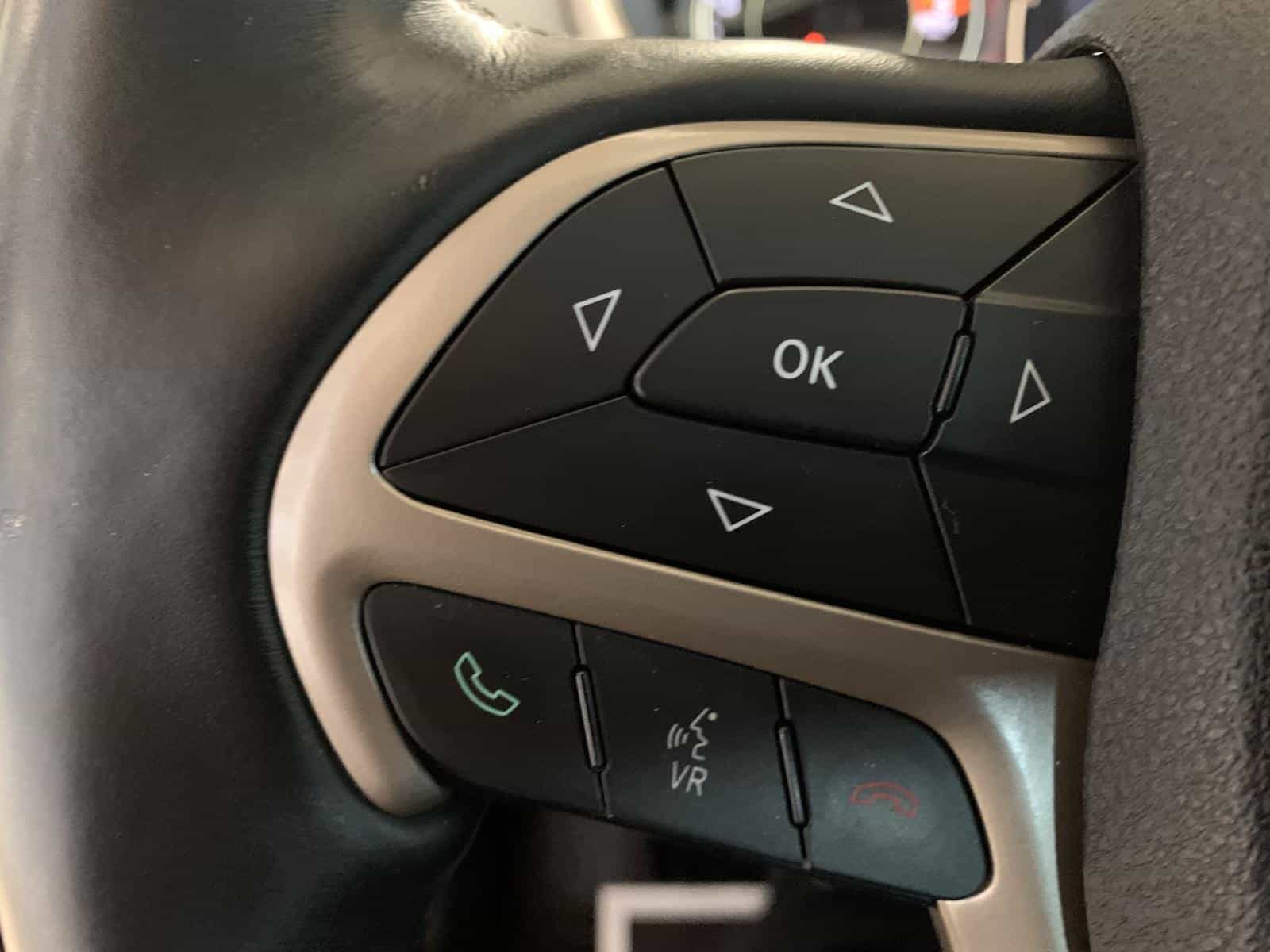 2016 Jeep Cherokee Sport - Image 18