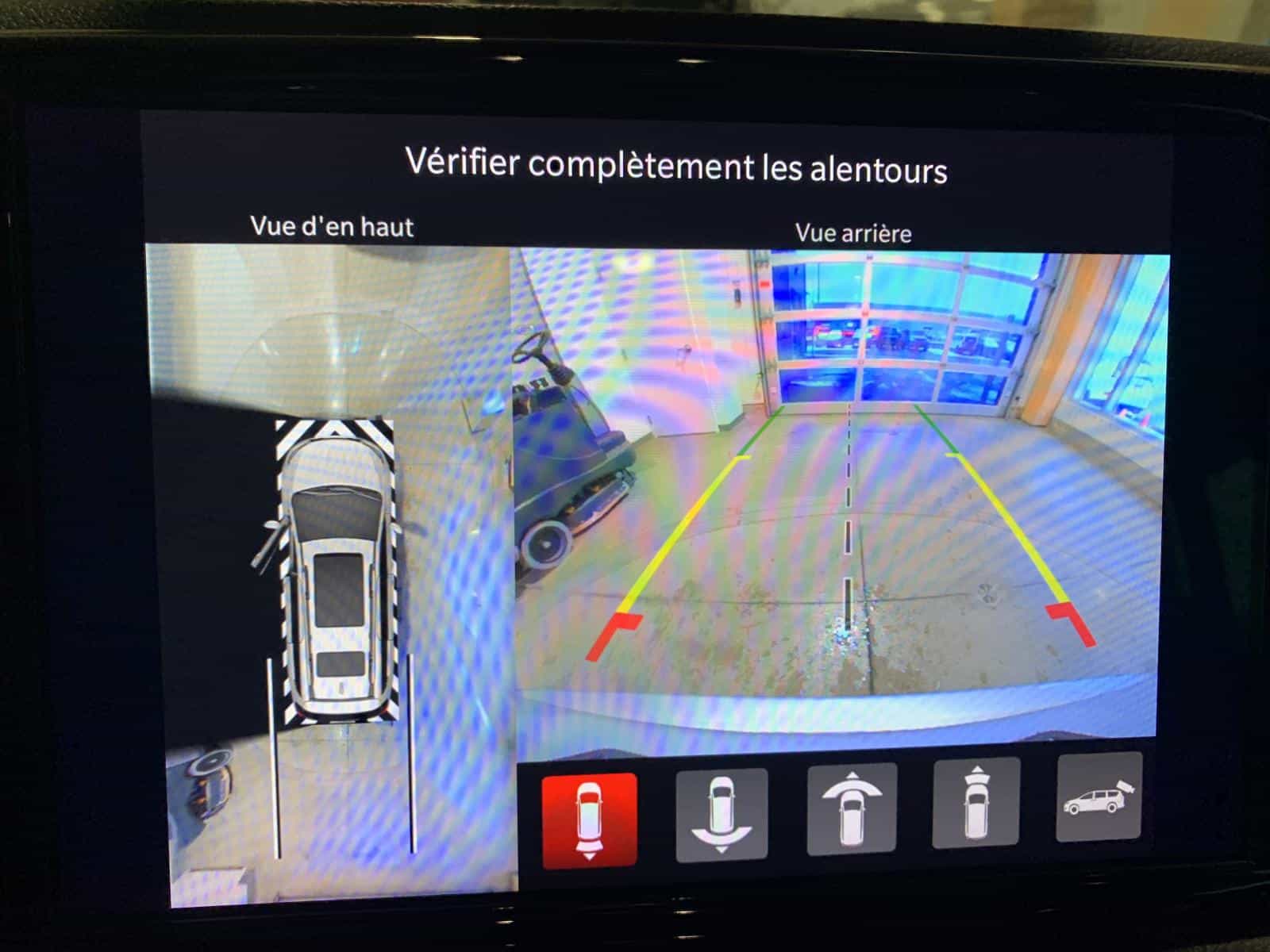 2024 Chrysler Pacifica Hybrid Pinnacle Pinnacle PHEV - Image 17