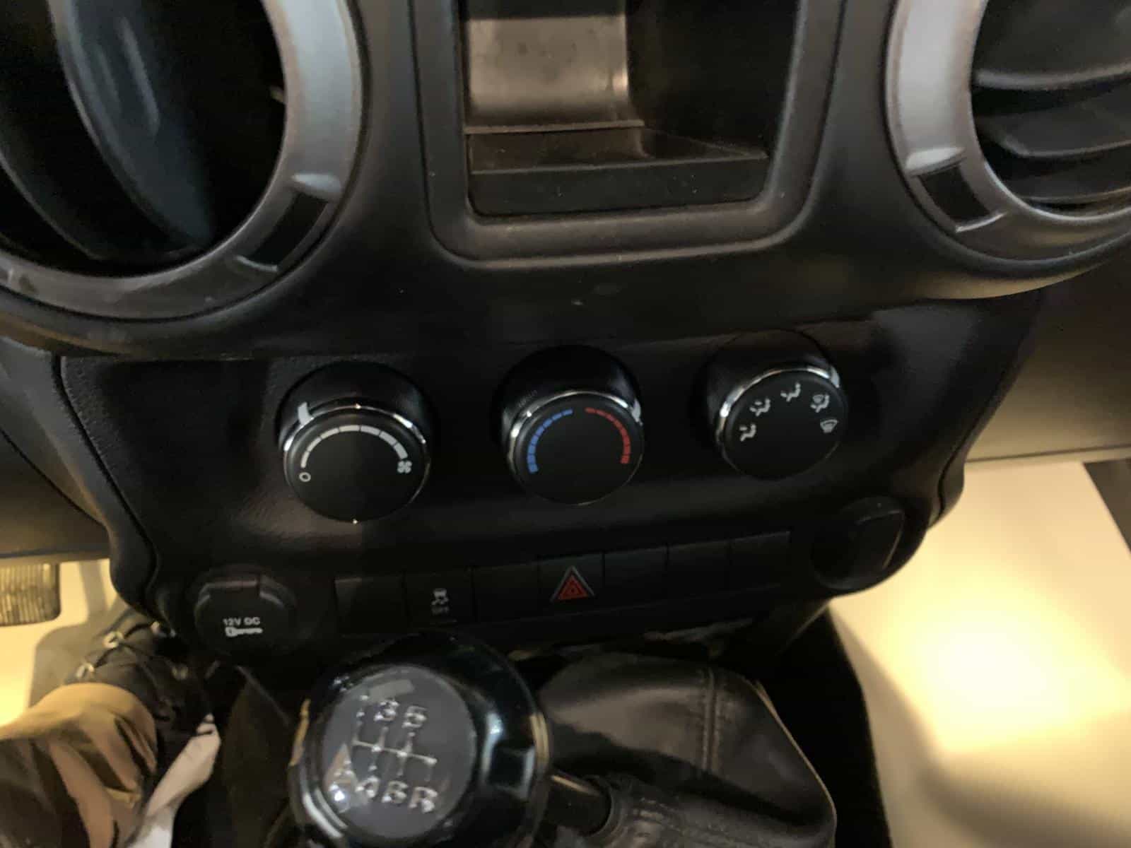 2015 Jeep Wrangler Sport - Image 13