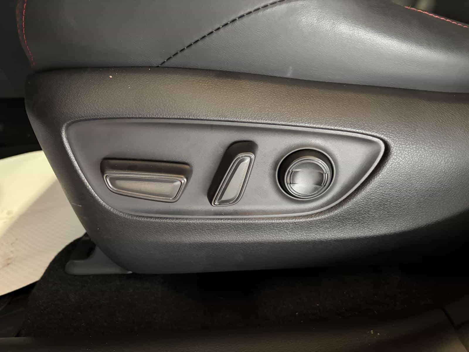 2023 Toyota Rav4 Prime XSE AWD - Image 15