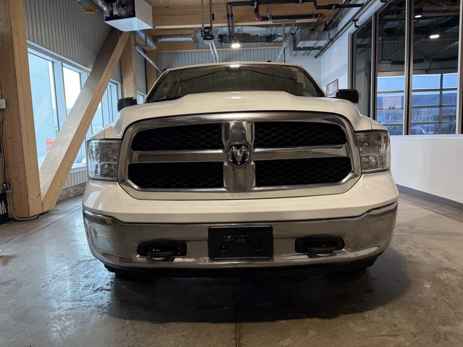 2022 RAM 1500 Classic SLT - Image 6