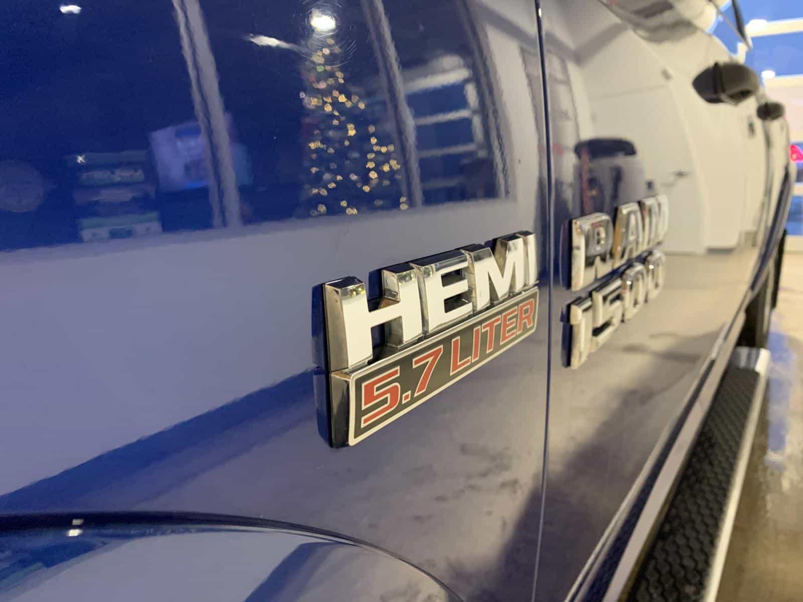 2017 RAM 1500 SLT SLT - Image 8