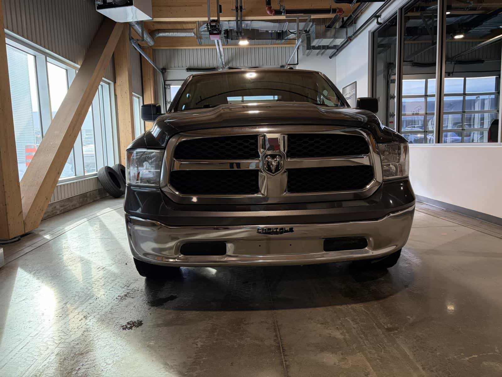 2023 RAM 1500 CLASSIC SLT SLT - Image 5